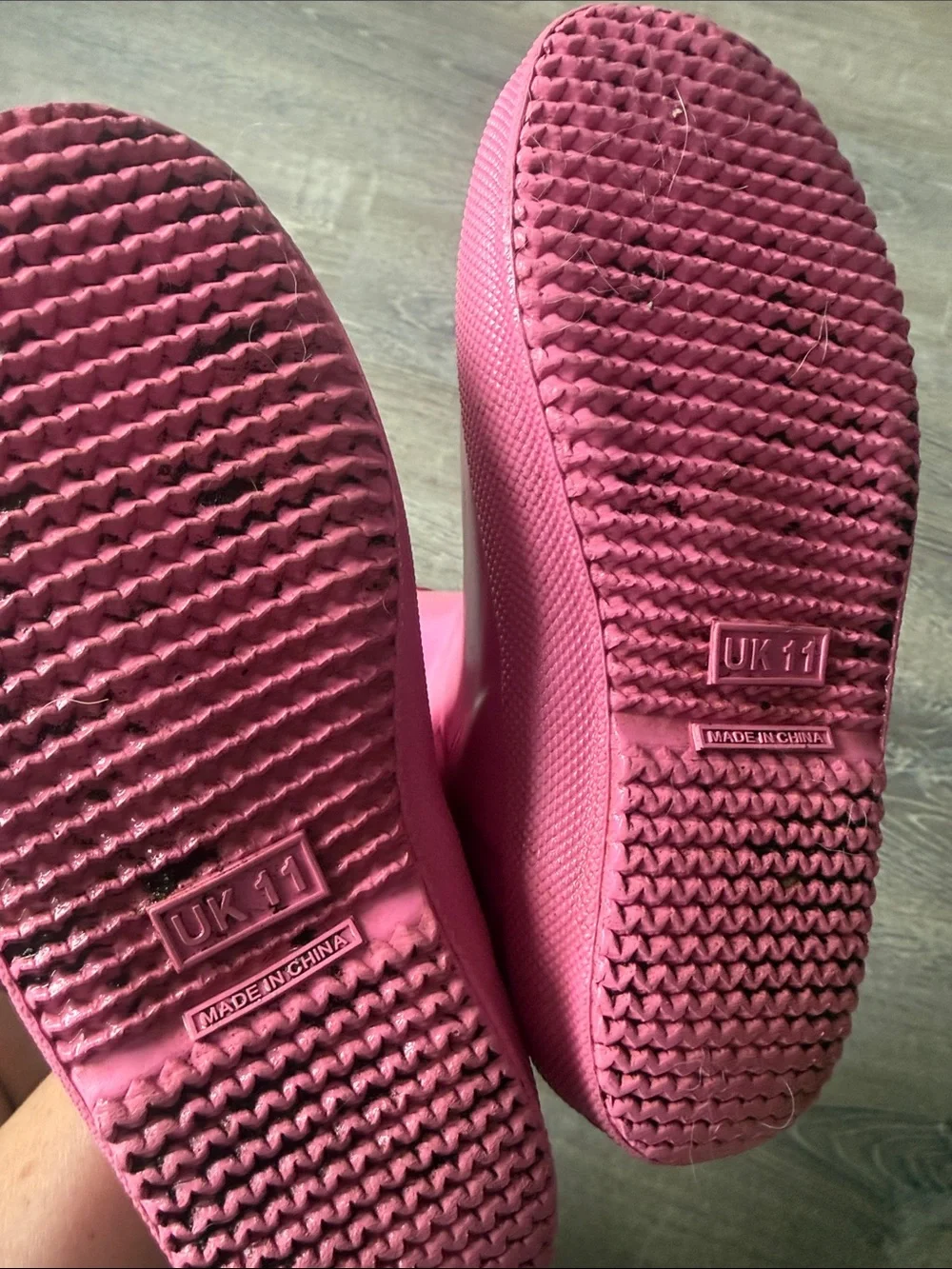 Hunter kids rain boots in pink. Size UK11 US12.